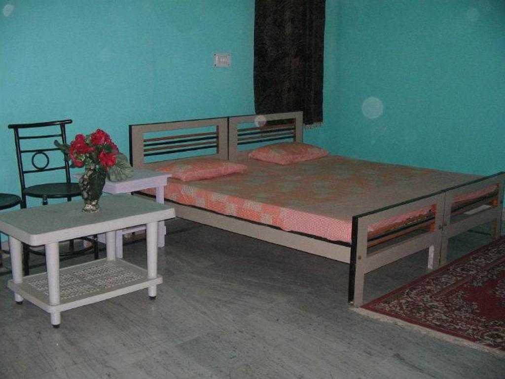 Balaji Guest House - Home Stay Greater Noida Oda fotoğraf