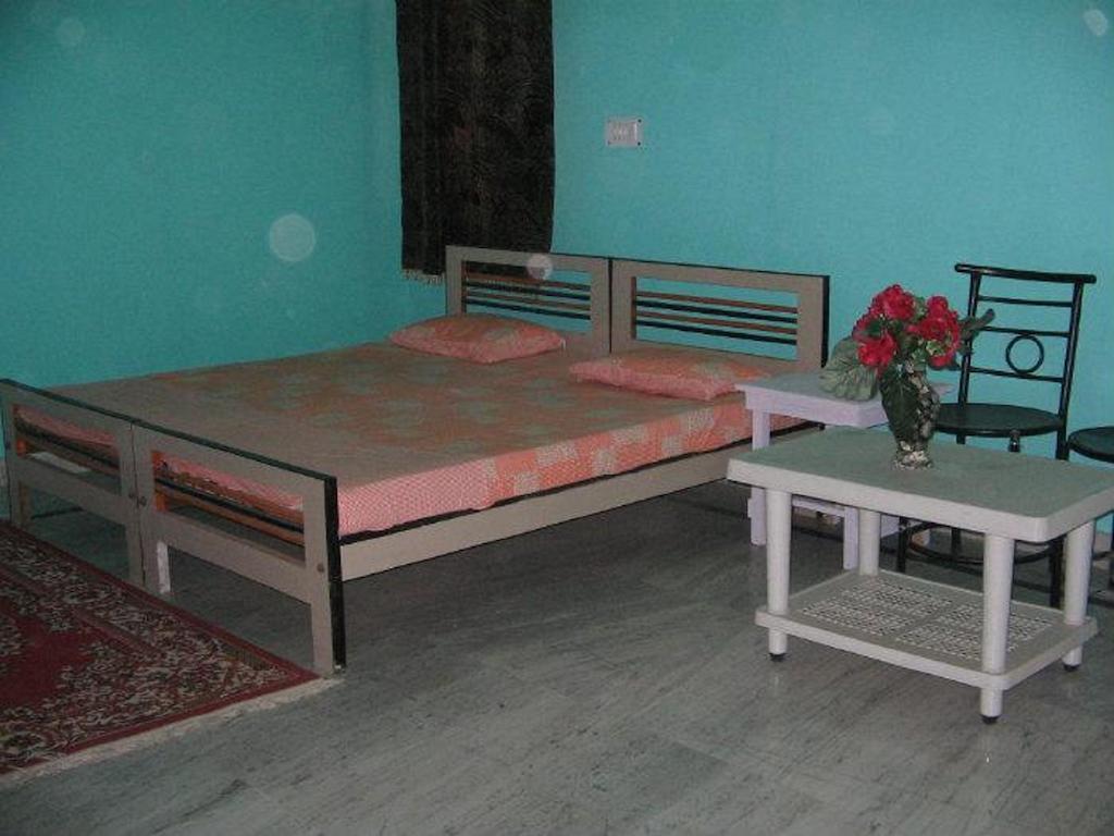 Balaji Guest House - Home Stay Greater Noida Oda fotoğraf