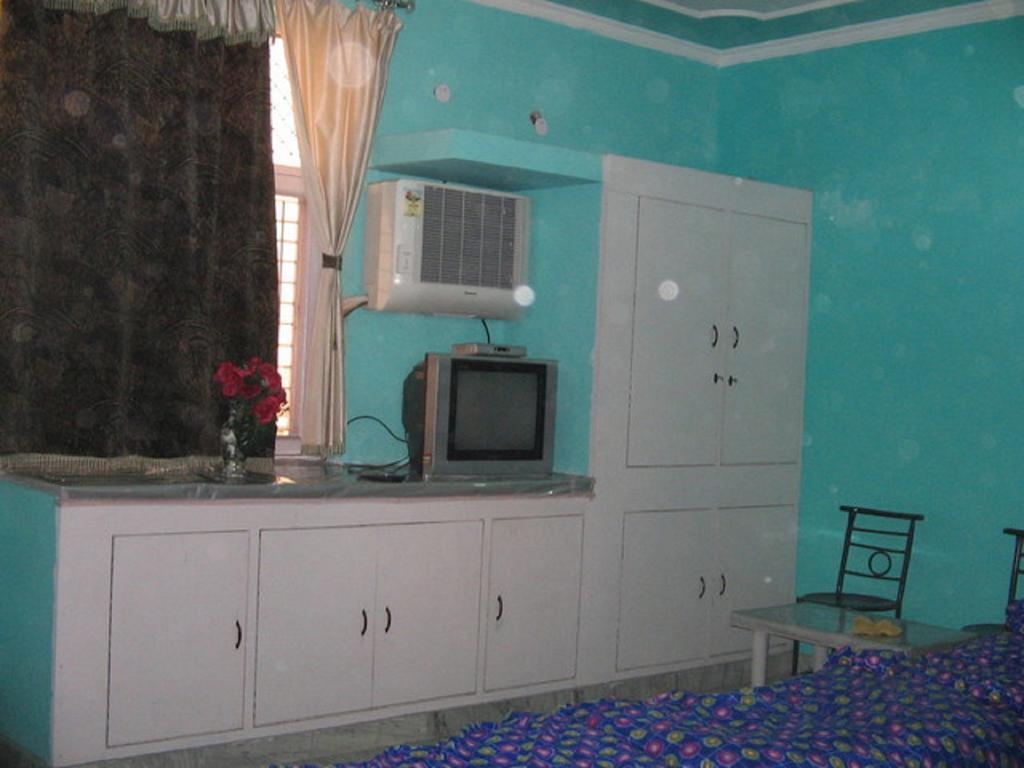 Balaji Guest House - Home Stay Greater Noida Oda fotoğraf